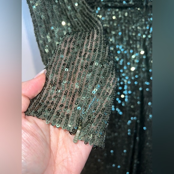 👗 NWT! Mac Duggal Olive Sequin Dress - Picture 5 of 11